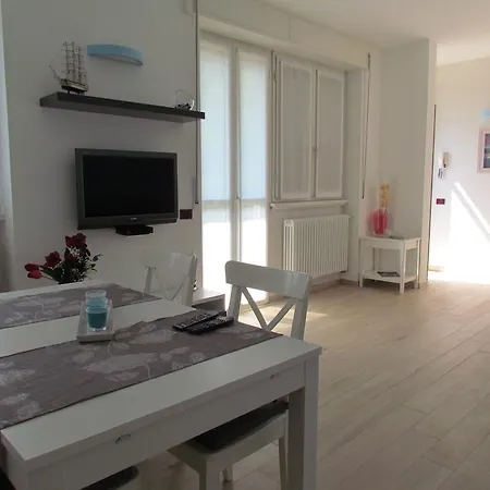 Apartment Linda Como